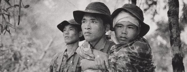 Thang Tran: Các bức ảnh của Thang Tran là một sự kết hợp hài hòa giữa nhiếp ảnh nghệ thuật và đời sống sinh động ở đất nước Việt Nam. Hãy cùng chiêm ngưỡng những góc nhìn đầy tinh tế và đẹp mắt mà Thang Tran đã ghi lại qua ống kính của mình.